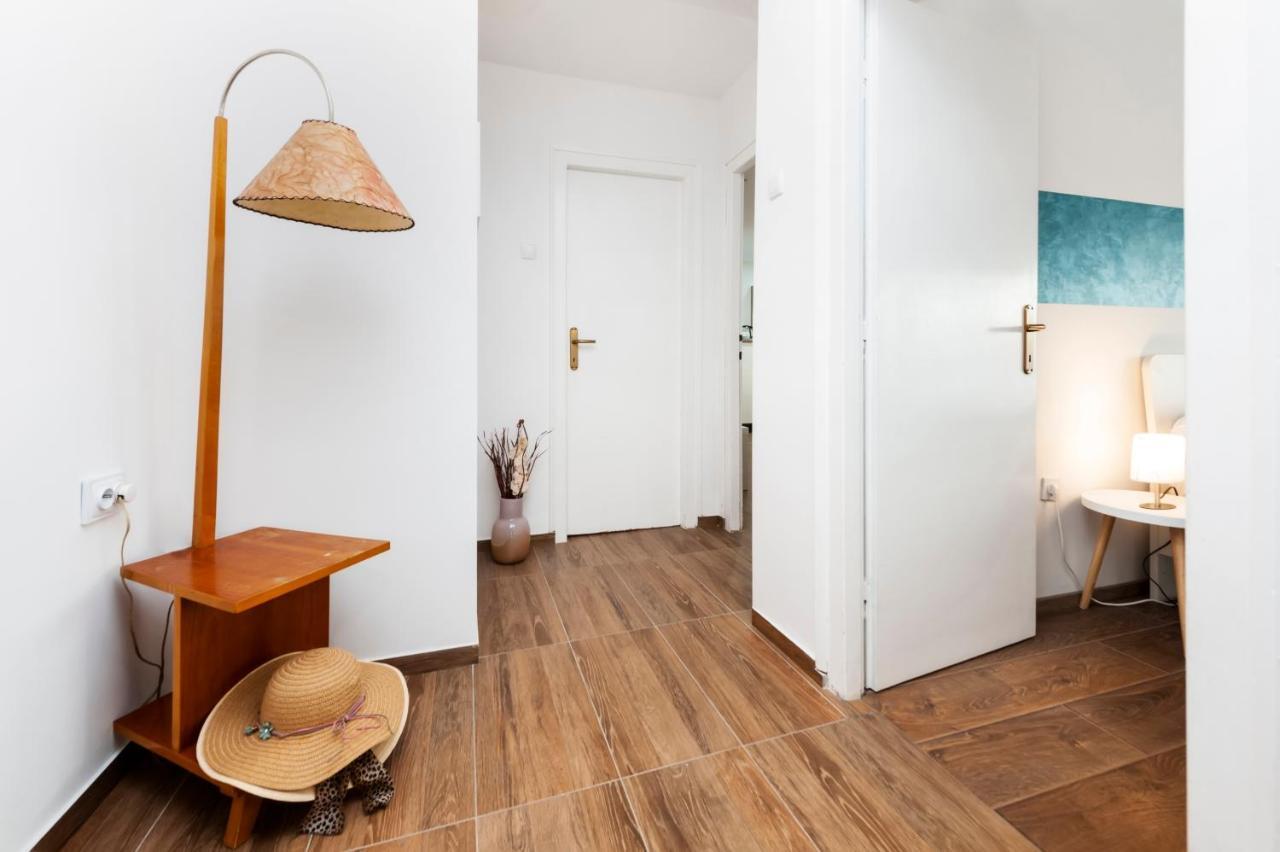 Apartment Sissy Rovigno Esterno foto
